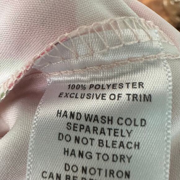 Unique Vintage Strawberry Skater Skirt Pink Green - Size 4X - Picture 8 of 8